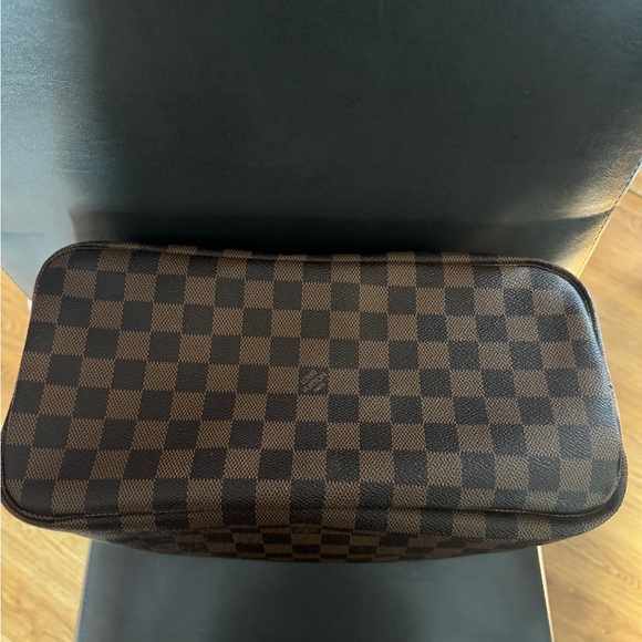 Louis Vuitton Neverfull MM Damier Ebene Canvas - Picture 6 of 11
